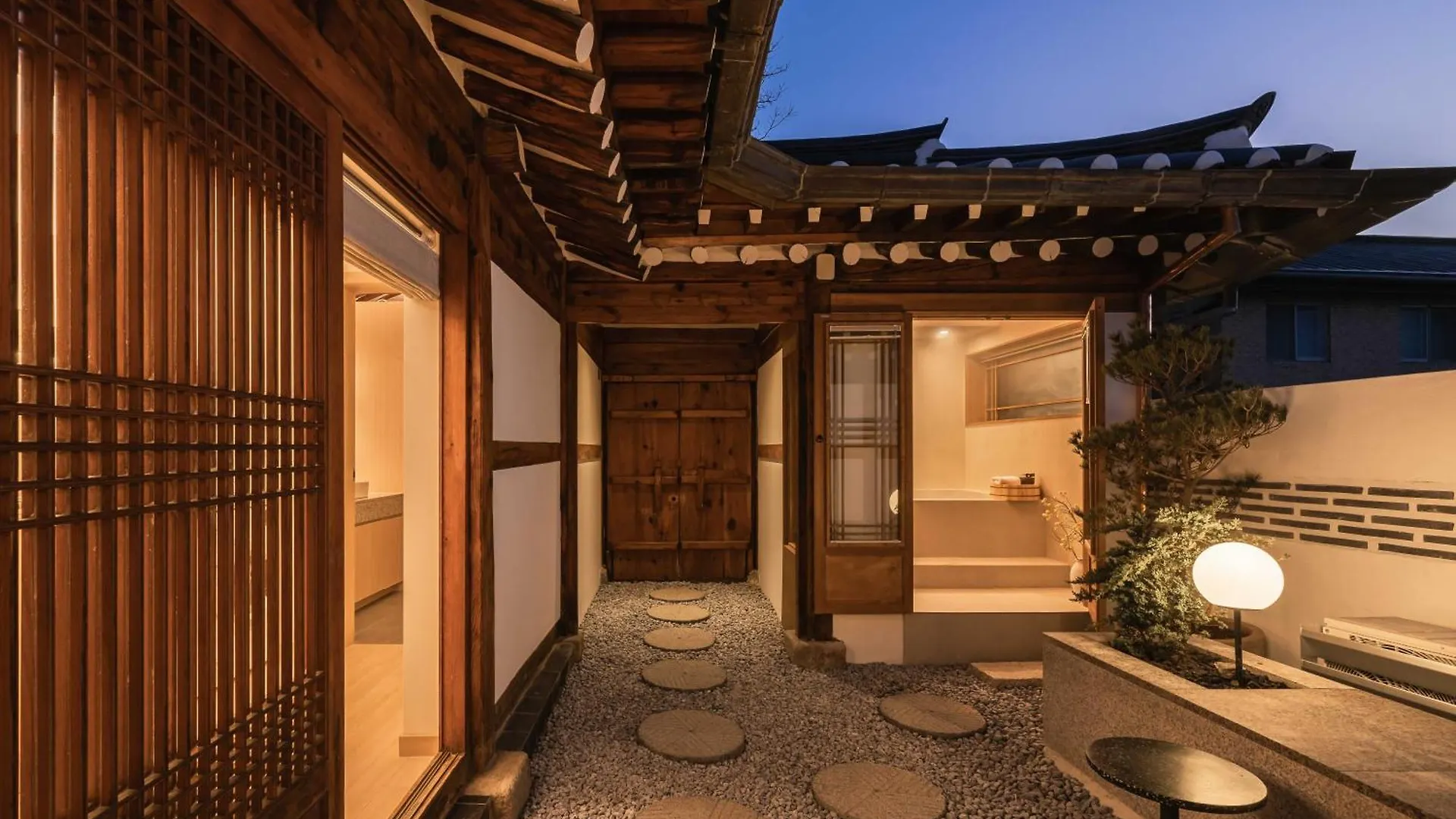 Luxury Hanok With Private Bathtub - Sn18 Apartment Seoul